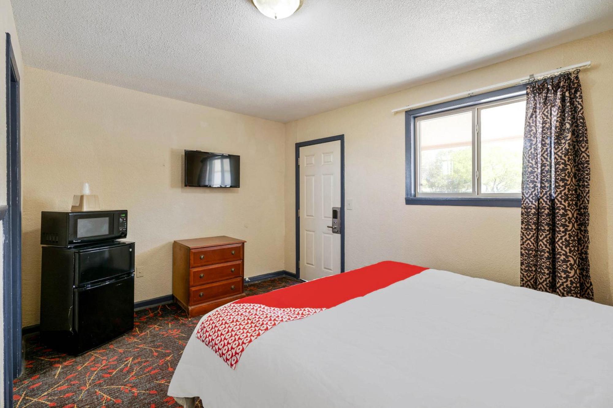 Oyo Hotel Luling Tx Downtown I-10/Us-90 Exterior foto